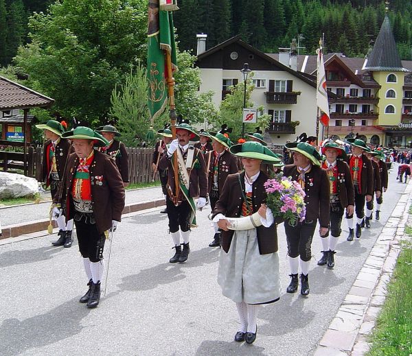 Folklorist parade 